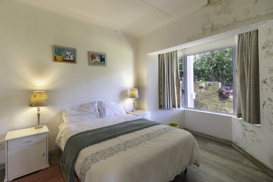 7 Bedroom Property for Sale in West Beach Eastern Cape